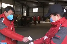 为石家庄带来活力的抗疫一线“快递姐”图片