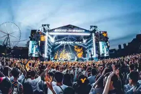 重庆欢乐谷冲上热门景区第一名，两江新区加速打造智慧景区图片