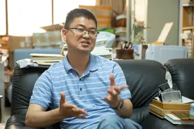 赵瑜和他的“小”三部曲图片