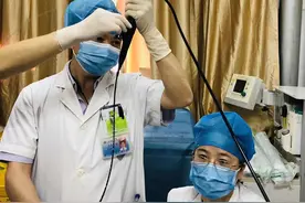 【心疼】八个月男童反复咳嗽七个月 江西省儿童医院在其气管内取出10cm长头发图片