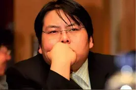 山西前首富李兆会，曾花几亿娶车晓，如今谁找到他，能拿到2100万图片