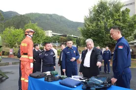 广东省应急管理厅杨胜强副厅长一行到福建森林消防总队广东肇庆驻防队伍走访调研图片