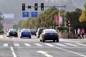 为何专家都说不让空档滑行，老司机却经常会做？车主：技术真好图片