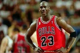 模板乔丹的球员生涯成就如何？两人差的没边，火箭榜眼成唯一希望图片