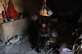 九旬大娘一生两婚山梁隐居，吃素二十年不沾荤腥，不怕孤独怕野狼图片