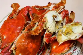 蒸螃蟹，牢记这几个窍门，不流黄不掉腿，肉质鲜嫩无腥味，特香图片
