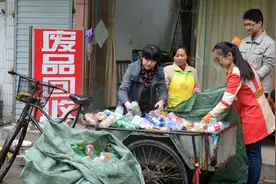 村里每天都来“收破烂”，收废品有多赚钱？“破烂王”酒后泄密图片