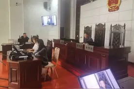 公司出纳一不小心 给员工多转了10000元工资！他却拒绝返还图片