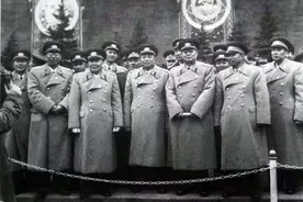 我军的军兵种军事主官都称司令员吗？图片