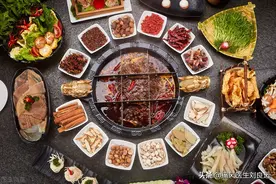 痛风患者想吃火锅怕嘌呤高？医生给六点建议让您不怕尿酸升高图片