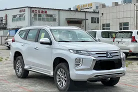 落地28万，6缸动力+四驱，三菱终于成功，新款帕杰罗劲畅来袭图片