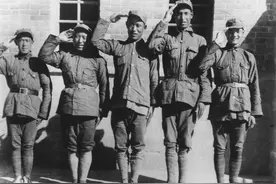 2007年，河南农民意外翻出1张欠条，事后得知：奶奶认识开国大将图片