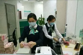 还有5.4%利率的存款产品？10万元存一年，利息达5400元图片