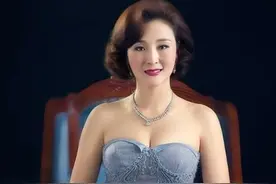 浅谈罗中立的《父亲》与冷军的《小姜》在画风上的异同图片