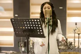 弦子清新甜美生活照图片