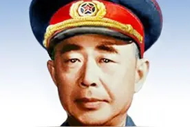 1949年陈明仁起义，事后毛主席问他有什么要求，陈明仁如何回答？图片