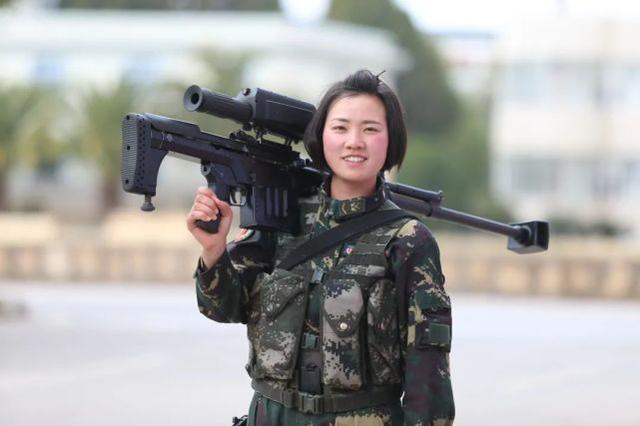 “三八”妇女节特辑｜这些就是特战女兵的训练日常