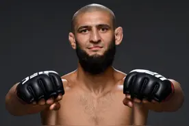 李景亮对手奇马耶夫爆出曾去找嘴炮打架，只为同胞小鹰报仇图片