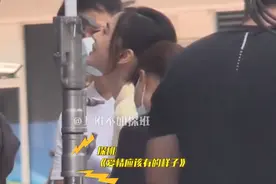 baby赖冠霖多次相拥难掩甜蜜，女方主动为男方整理衣服显暧昧图片