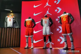 李宁为CBA掏出了数亿赞助费，为何国家队的赞助却被耐克抢走？图片