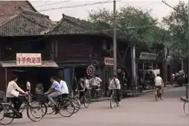 在我家户口本躺了六年的表弟，居然如此陌生，人到中年别高估亲情图片
