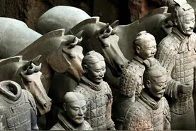 兵马俑在美国展出期间手指被折 陕西省文物交流中心：将追责并索赔图片