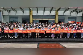 教育扶贫托未来 山西1930名贫困生无忧入学图片