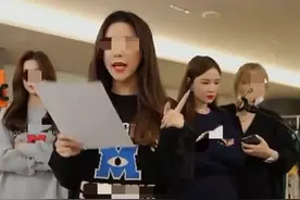 王思聪前女友直播被骂哭，情绪失控甩脸走人，脸僵状态不如模特图片