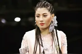 33岁的泰国小公主，究竟哪里神奇？为何她能不受约束，尽情潇洒图片