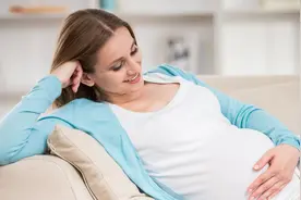 怀孕期间这4种行为，影响胎儿的发育，孕妈别不当回事图片