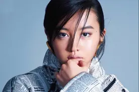 木村光希杂志照惹争议，尺度太大只能大片打码，现17岁还未成年图片