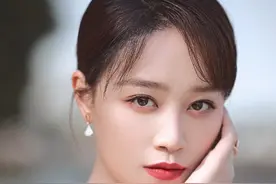 蓝盈莹：写真图集图片