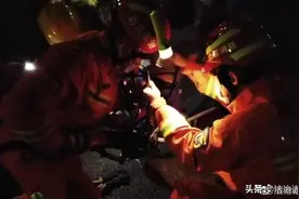 北京突发：小女孩腿部被卡，昌平消防快速处置图片