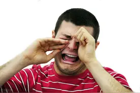 创业失败者的无助：中年男人的眼泪图片