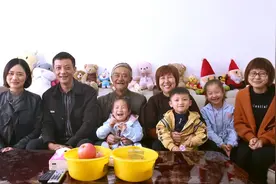 独家V观丨你笑起来真好看图片