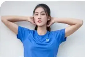 女排四国手踏上归程图片