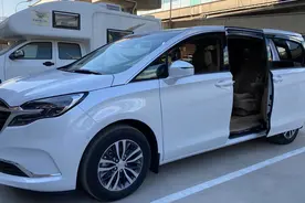 7座MPV与7座SUV家用该怎么选？MPV优势很明显，但5大缺点才是痛点图片