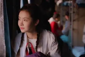 成年人的崩溃，都是悄无声息的图片