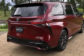 GL8，威然的真对手，全新一代塞纳实拍，内饰豪华，后排老板座图片