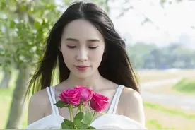 别爱太满 别睡太晚图片