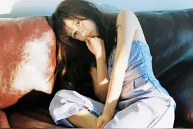 一想你 流着泪的我 却想笑图片