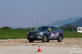 智能化全面升级，试驾2021款哈弗F7X，性价比足够了图片