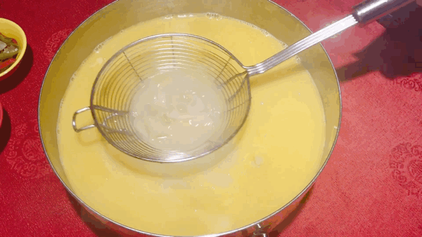 关于花胶鸡汤的说说 2025年关于花胶鸡汤的说说文案