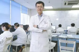 医学可以报国图片