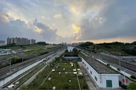 来几张苹果12pro MAX和Mate 40 pro+的拍照对比图片