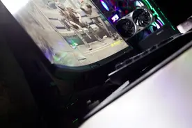 1000R曲率是什么体验？蚂蚁电竞战煌ANT32VQC告诉你图片
