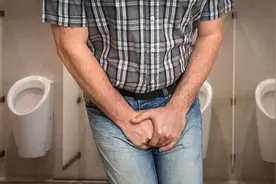 涨知识！男人尿完尿后为啥都要抖一下，是肾虚吗？图片
