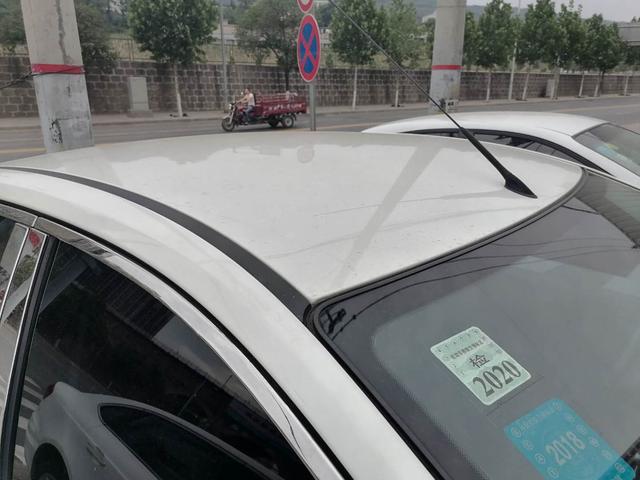 期待已久的经典福克斯两厢版，胖哥已顺利拿下，1.8排量手动挡