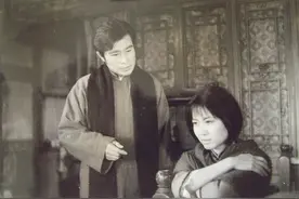 《伤逝》：鲁迅笔下跨越阶级的恋爱，婚前宠爱，婚后厌弃，好现实图片