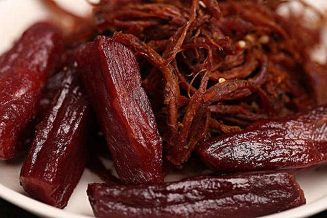 它蕴含20种氨基酸，虽然有点贵，但适合孩子吃，让他高于同龄人